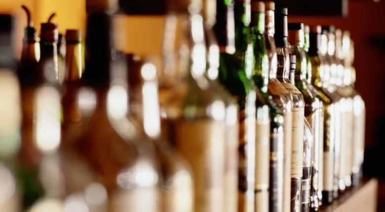 Πόσες θερμίδες έχει η βότκα; Υποχρεωτικά ετικέτες διατροφικής επισήμανσης και στα αλκοολούχα ποτά